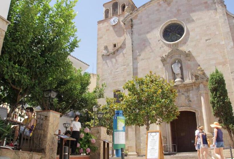 带阳台的标准单人间, L´hostalet