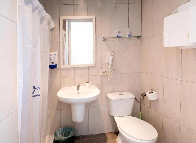 标准单人间, L´hostalet