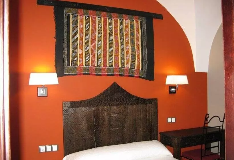 Standardzimmer, La Flor De Al Andalus