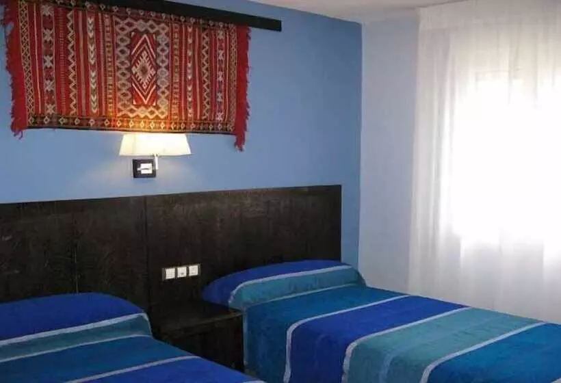 Standardzimmer, La Flor De Al Andalus