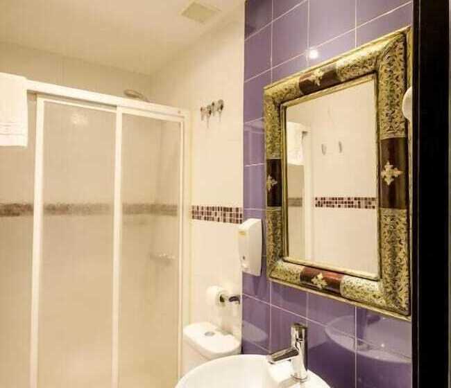 اتاق استاندارد, La Flor De Al Andalus