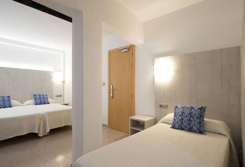 חדר סטנדרט לשלושה, Hostal Roca