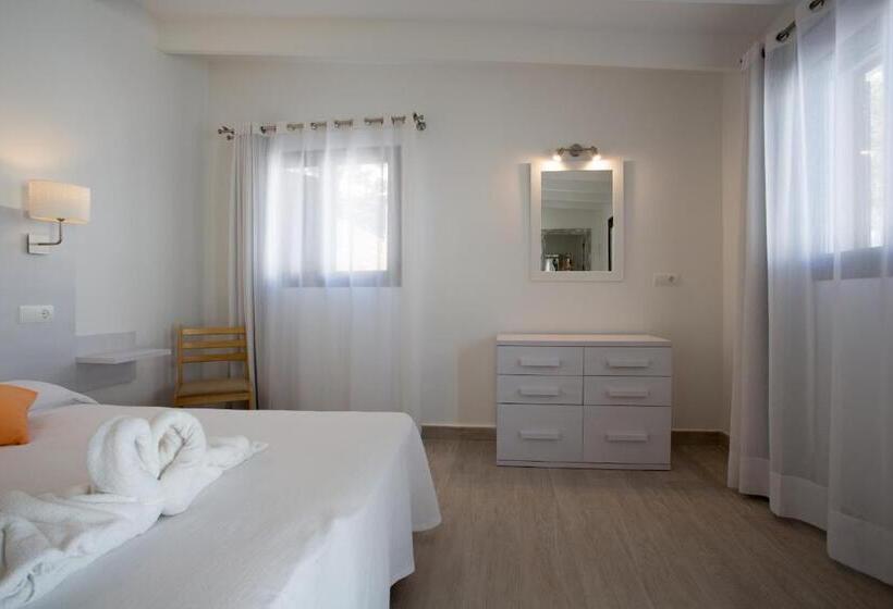 اتاق سوپریور با چشم‌انداز باغ, Rosamar   Emar Hotels