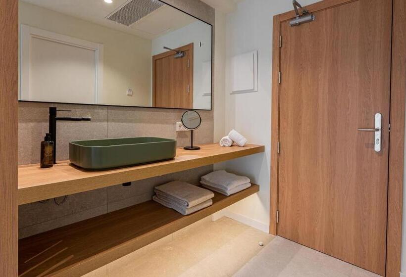 اتاق لوکس با تراس, Santanyi Port