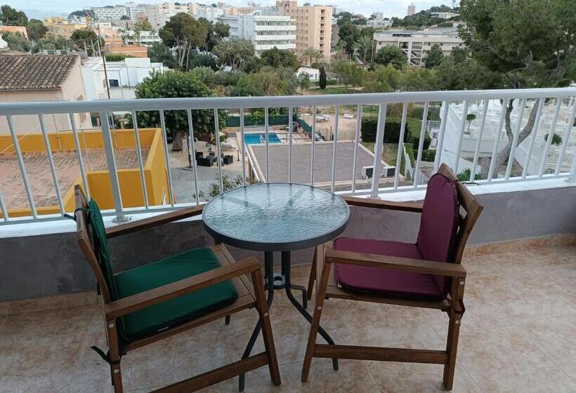 غرفة قياسية إطلالة جانبية علي البحر, Hostal Bélgica