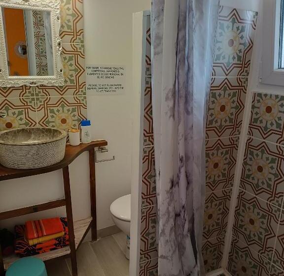 Номер Стандарт Боковой Вид на Море, Hostal Bélgica
