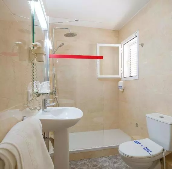 اتاق استاندارد, Hostal Costa Blanca