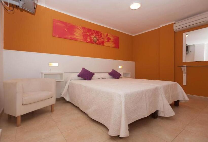 스탠다드 룸, Hostal Costa Blanca