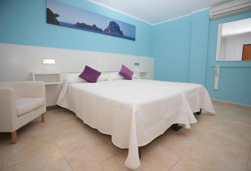 スタンダードルーム, Hostal Costa Blanca