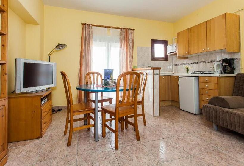 高级大房间, Hostal Doris Adults Only