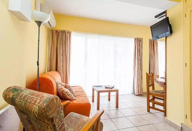 سوییت, Hostal Doris Adults Only