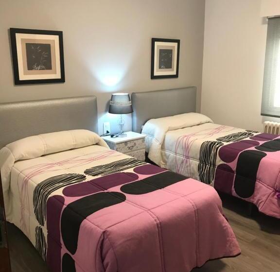 Номер Стандарт, Hostal Imperio