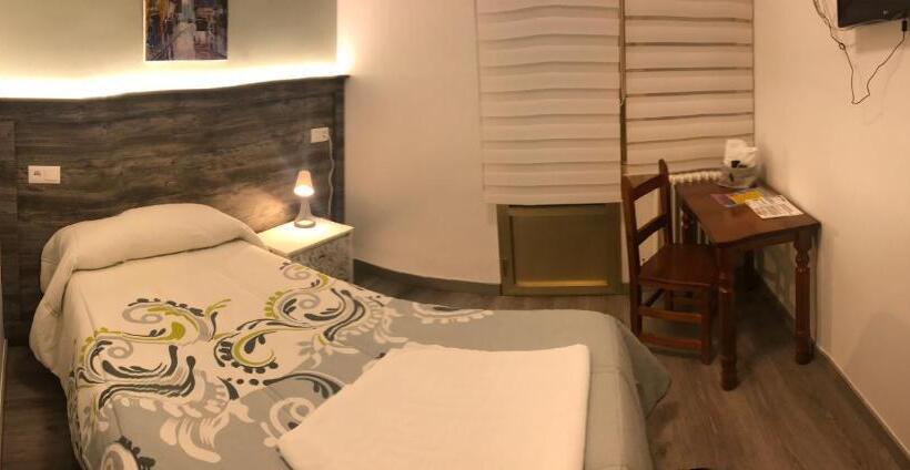 スタンダードシングルルーム, Hostal Imperio