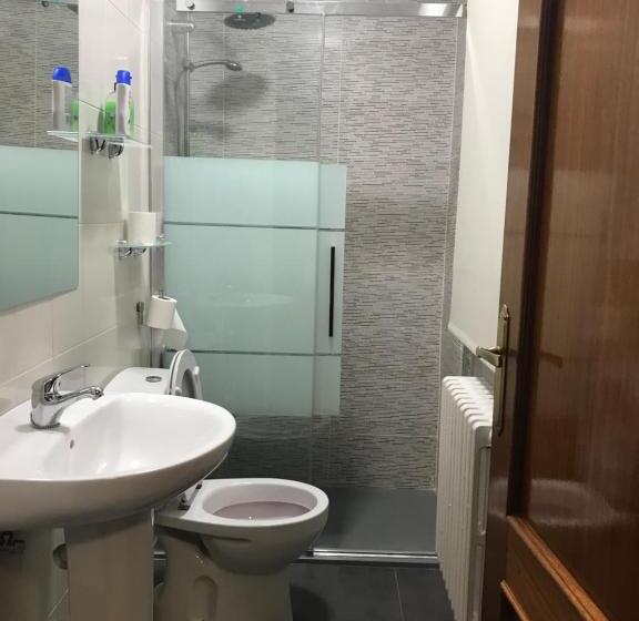 スタンダードトリプルルーム, Hostal Imperio