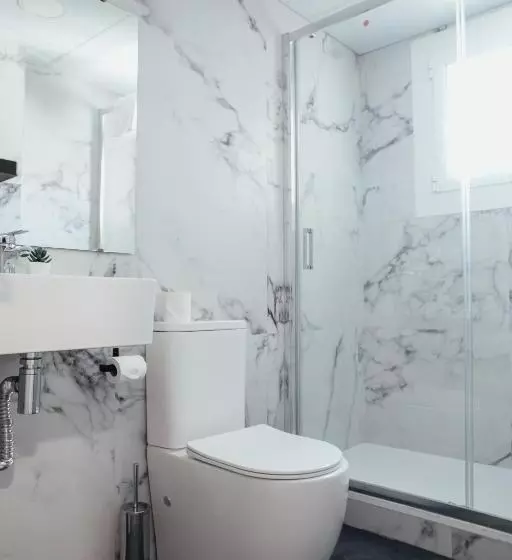 バスルーム共有のシングルスタンダード, Hostal Ruta De Francia
