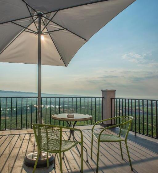 חדר סטנדרט נוף להרים, Marixa