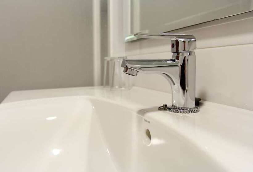 اتاق استاندارد, Maycar