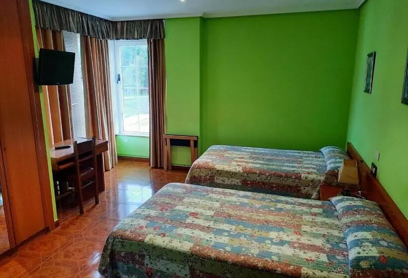 Quarto Triplo Standart, Pedramea