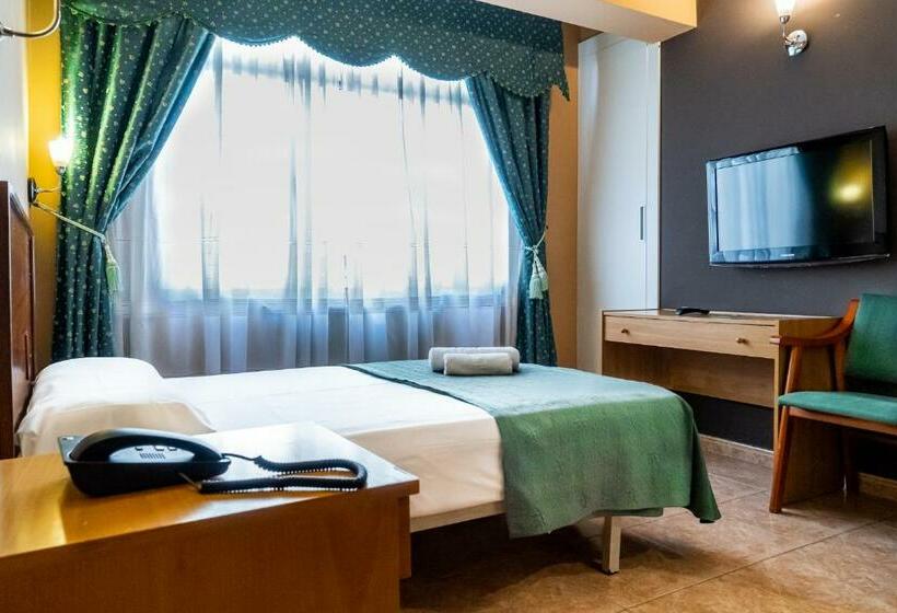 اتاق استاندارد یک نفره, Silva