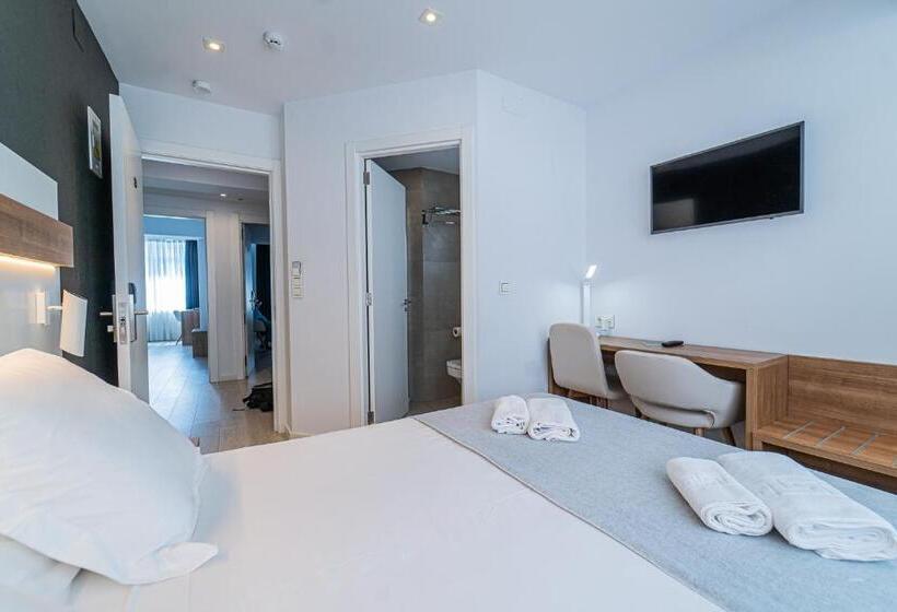 اتاق لوکس, Silva