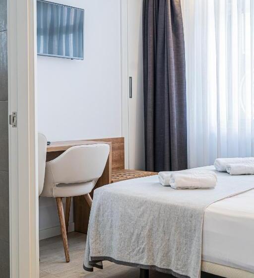 اتاق لوکس, Silva