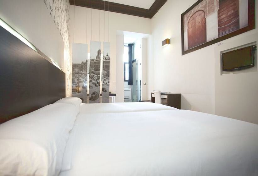 اتاق سوپریور, Alhambra Suites