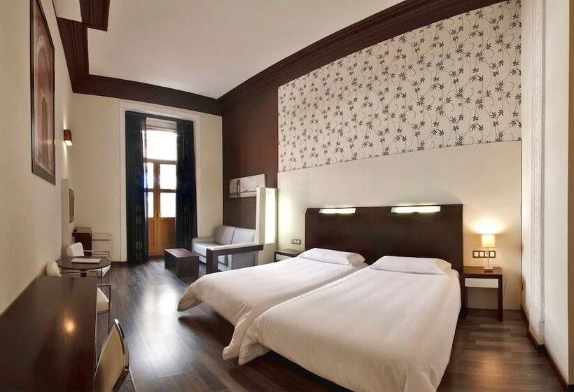 سوئیت با بالکن, Alhambra Suites