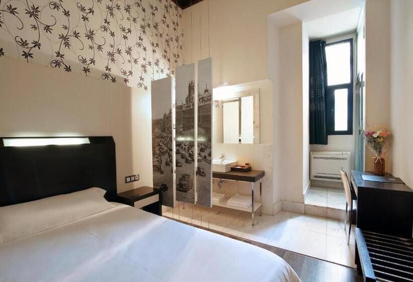 اتاق سوپریور, Alhambra Suites