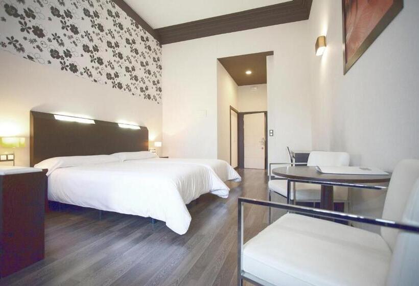 Suite con Balcón, Alhambra Suites