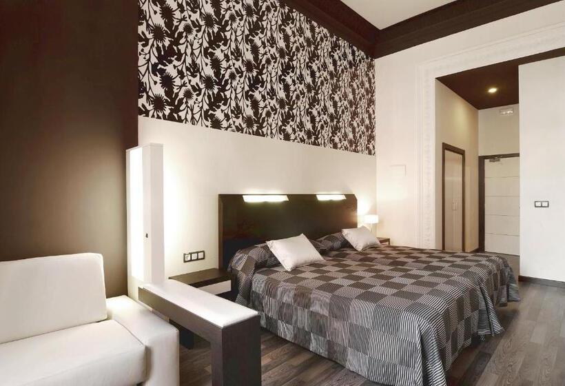 سوئیت با بالکن, Alhambra Suites