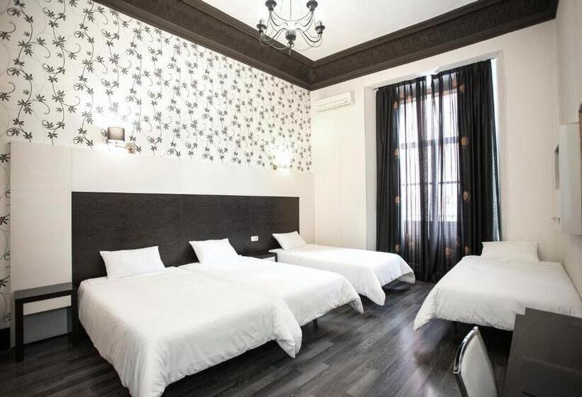 اتاق استاندارد چهار تخته, Alhambra Suites