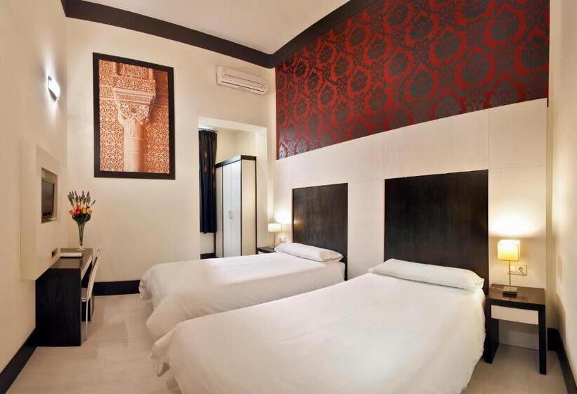 اتاق سوپریور, Alhambra Suites