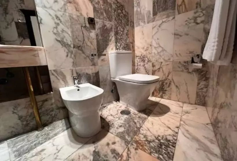 اتاق دوبلکس, Alhambra Suites