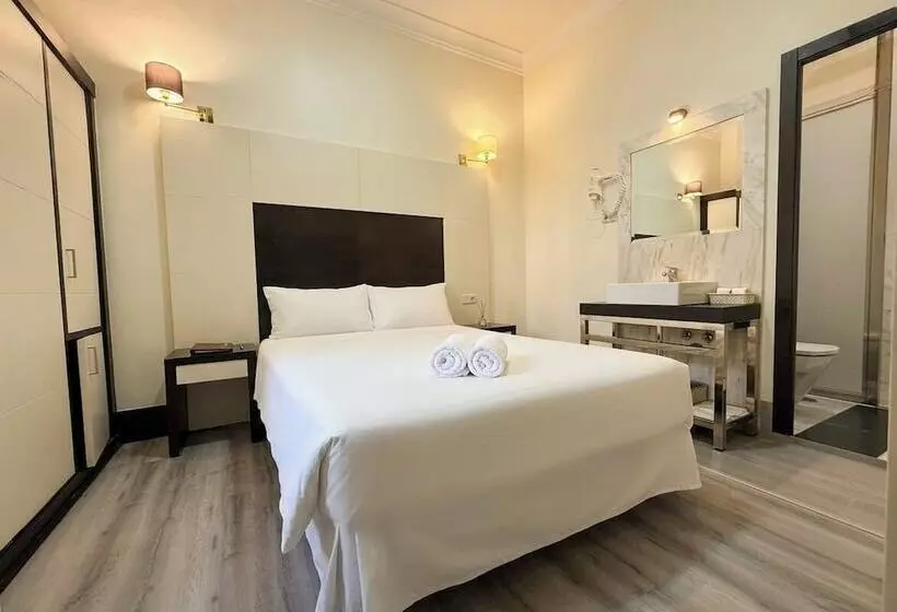 اتاق استاندارد, Alhambra Suites