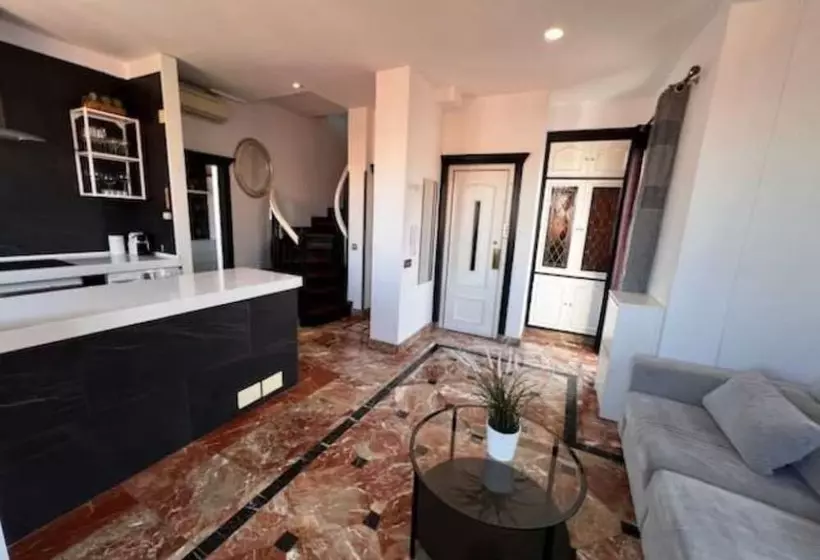 اتاق دوبلکس, Alhambra Suites