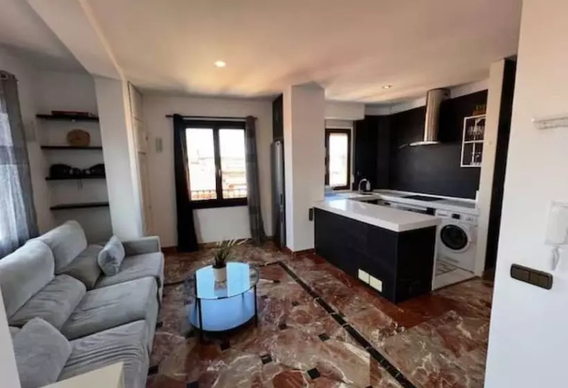 اتاق دوبلکس, Alhambra Suites