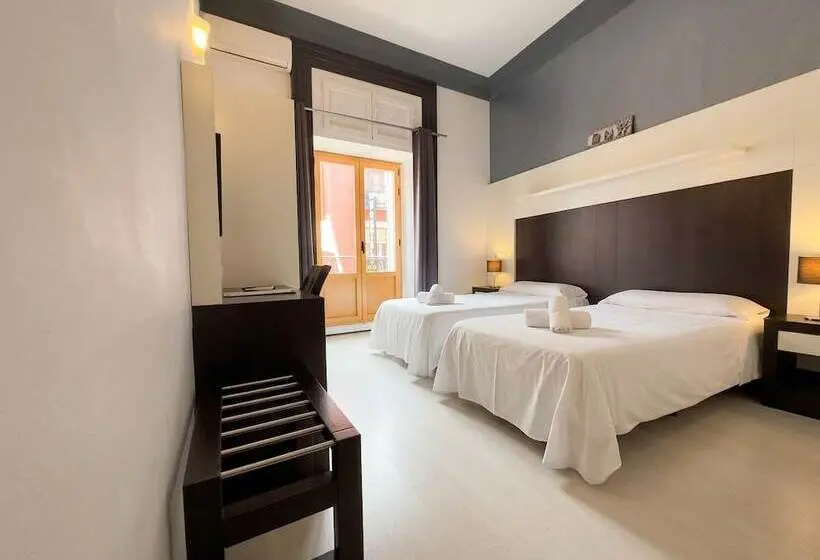 اتاق سوپریور, Alhambra Suites