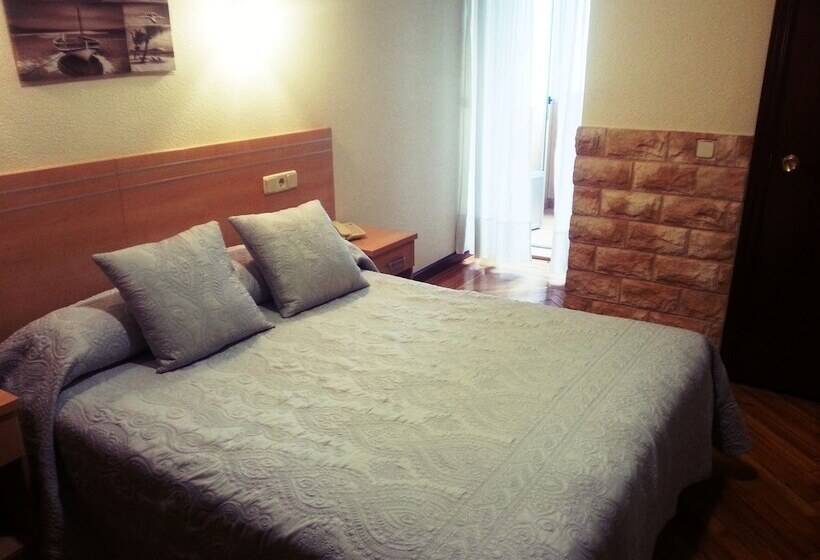 اتاق استاندارد, Hostal Avenida
