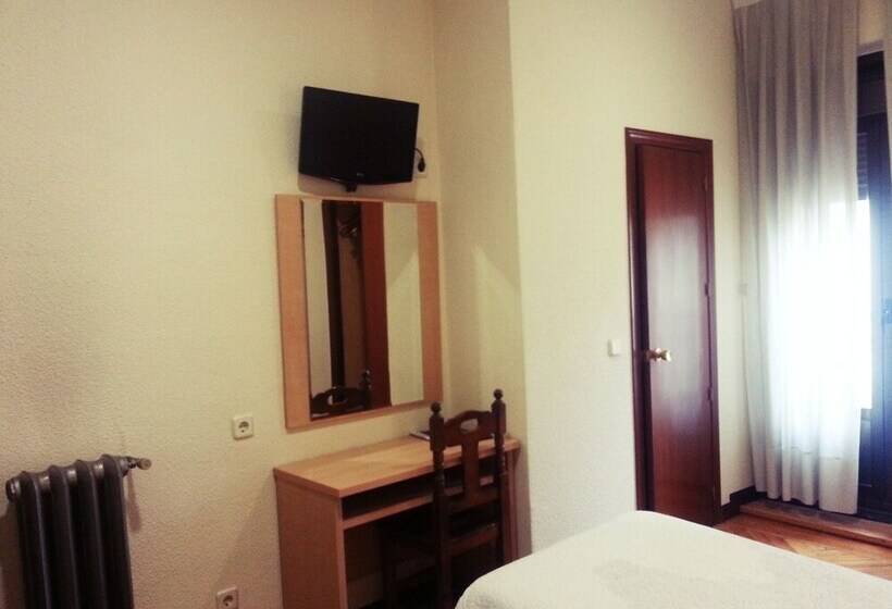 اتاق استاندارد, Hostal Avenida