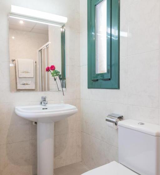 スタンダードトリプルルーム, Hostal Buenos Aires