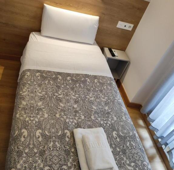 اتاق استاندارد یک نفره, Hostal Esparteros