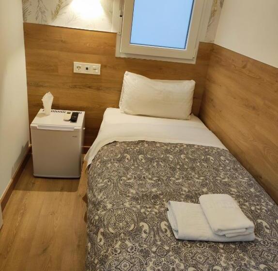 اتاق عادی یک تخته, Hostal Esparteros