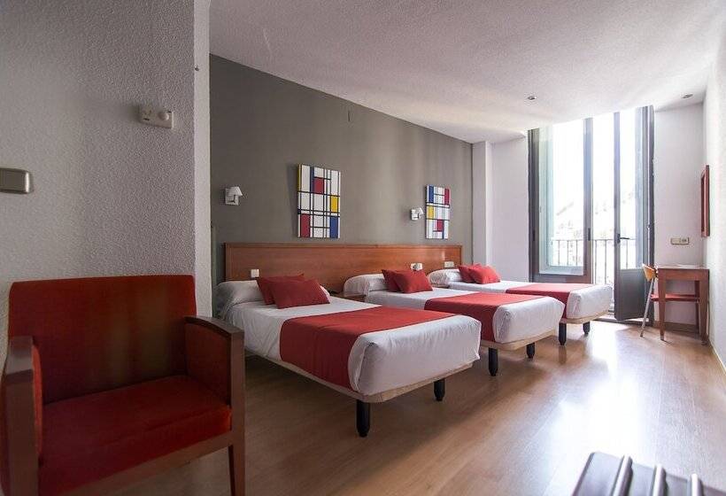 غرفة قياسية ثلاثية, Hostal Persal