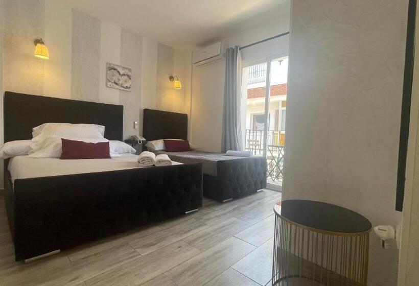 اتاق استاندارد سه نفره, Boutique Andalucia