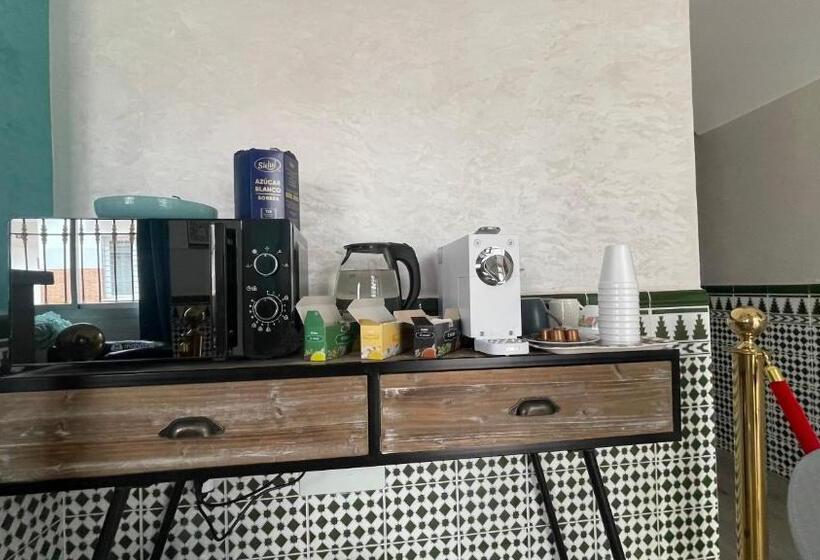 سوییت خانوادگی, Boutique Andalucia