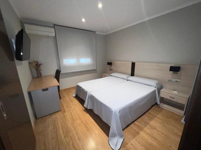 غرفة عائلية, Hostal Crisami