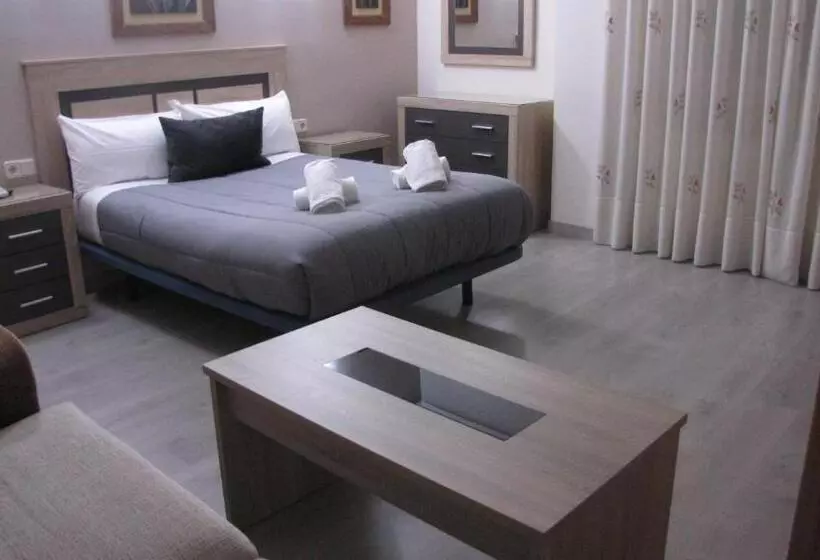 スタンダードシングルルーム, Hostal El Cruce