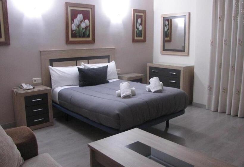 标准单人间, Hostal El Cruce