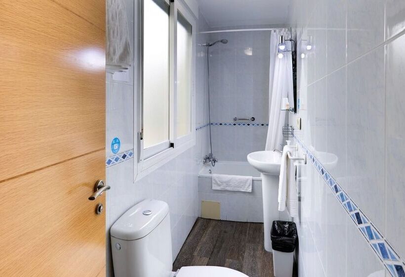 Habitación Estándar Individual, Hostal Patria Madrid