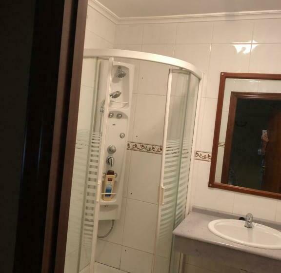 标准间, Hostal El Escudo